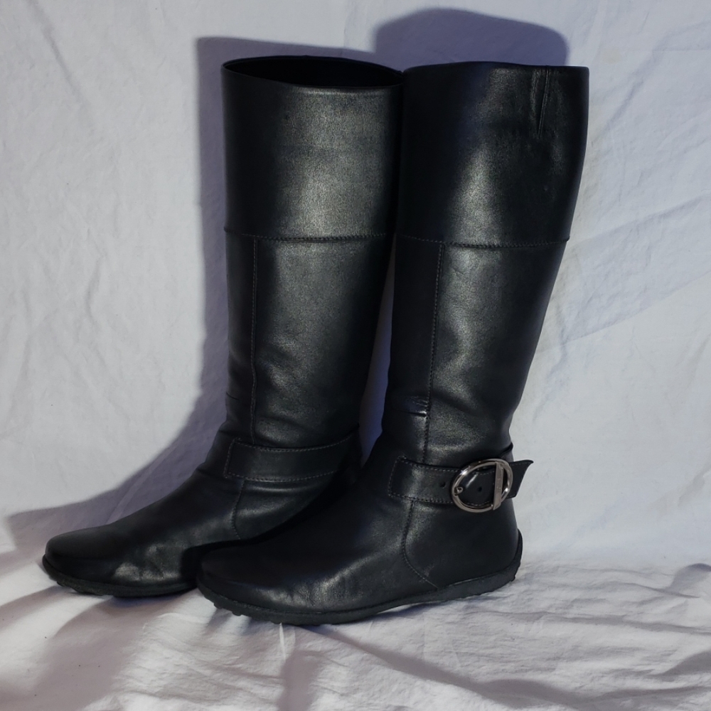 Tod's Black Leather Boots